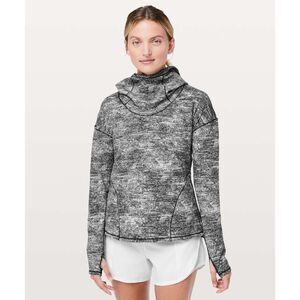 Lululemon Forever Endeavour Long Sleeve Size 6